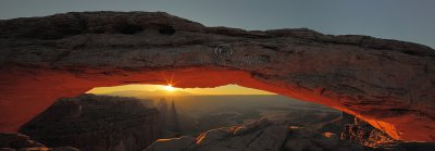 Mesa Arch_Panorama6.jpg