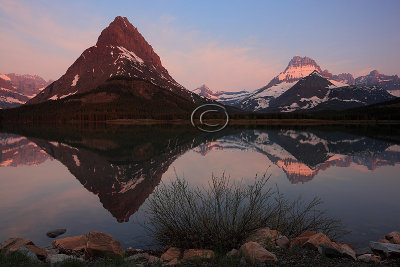 _MG_2566Many Glaciers.jpg