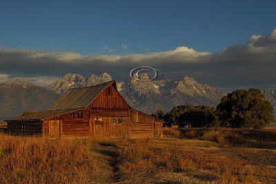 _30F0292Mormon Barns.jpg