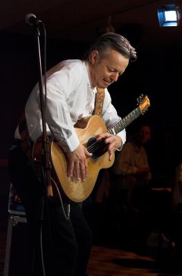 Tommy Emmanuel Cambridge Mass June 14, 2006