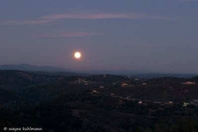 Full Moon Rising