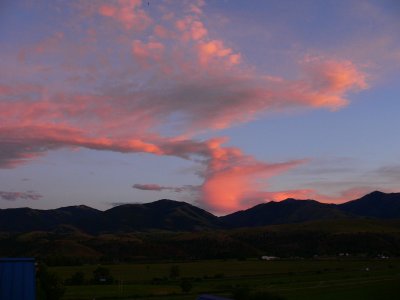 When the sky turns pink
