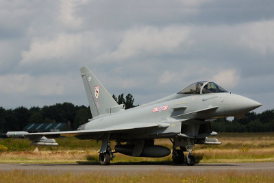 pbase eurofighter01.jpg
