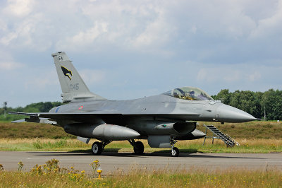 pbase f16it02.jpg