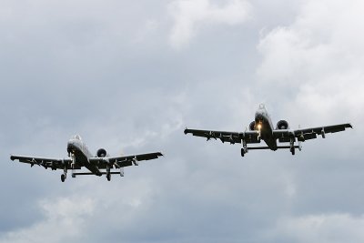 Amerikaanse A-10'en in de landing