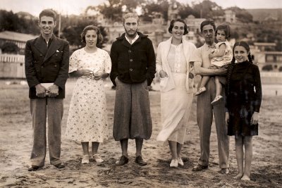 Grandparents and Aunt / Abuelos y Tia