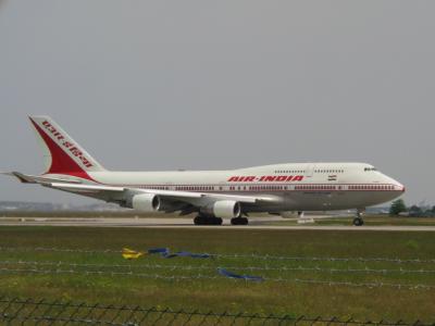 Air-India 747-400.jpg