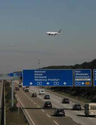 Rhein-Main International Airport A5.jpg