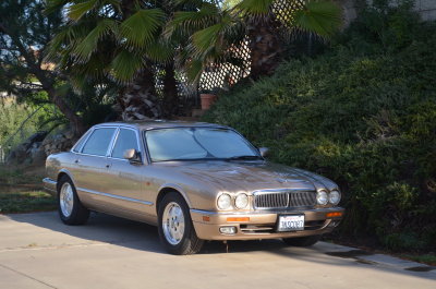 Jaguar XJ6