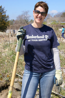 Volunteer with shovel.