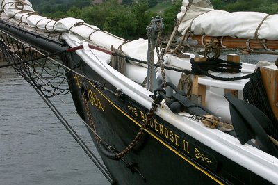Bow, exterior view