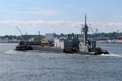 Penn 90 barge, with tugs