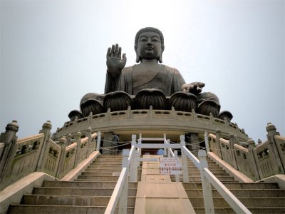 Tiantian buddha.jpg