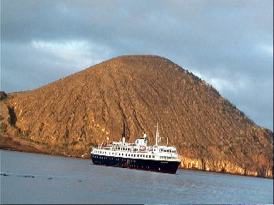 S,S.Polaris,the Lindblad ship