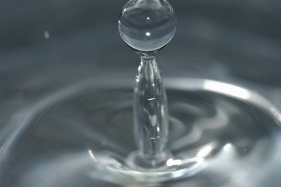 Water drop - close up - 01