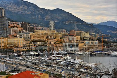Monaco: Blick von der Altstadt auf Monte Carlo