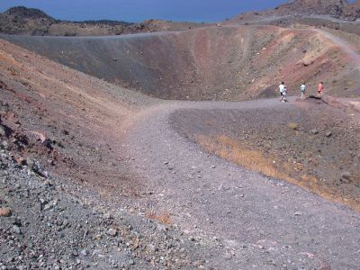 Nea Kameni, way to crater