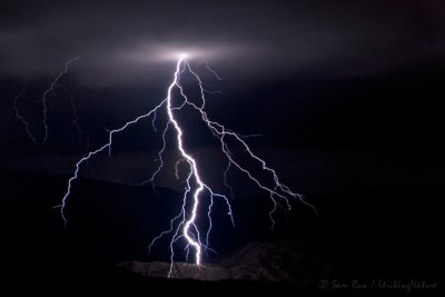 Lightning in the Rincons