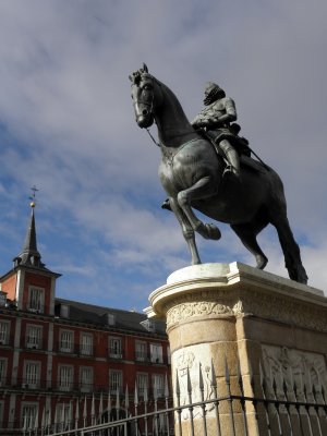 Plaza Mayor : statue equestre de Philippe III