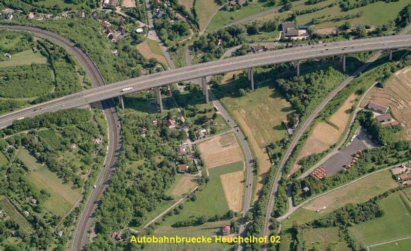 Autobahnbruecke Heuchelhof 02.jpg