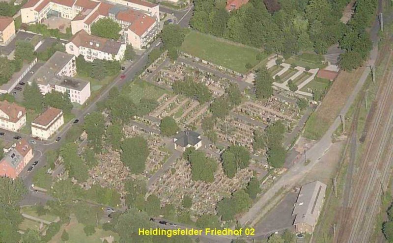Heidingsfelder Friedhof 02.jpg