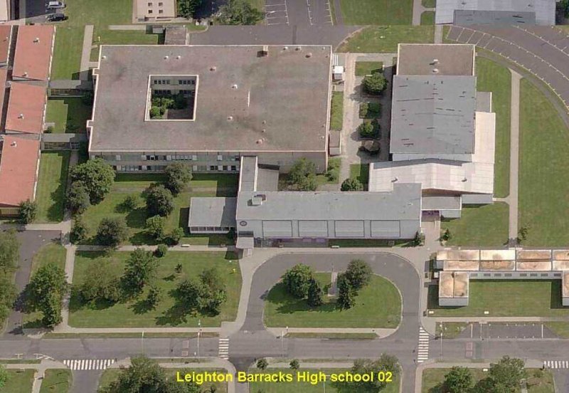 Leighton Barracks High school 02.jpg