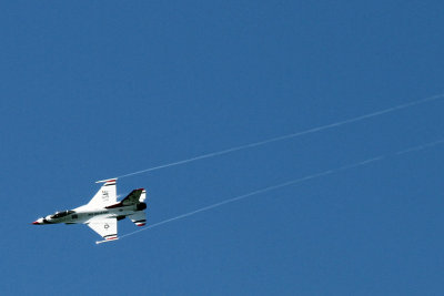 THUNDER OVER NIAGARA