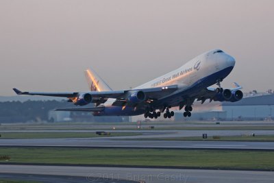 Great Wall Airlines Boeing 747-412F B-2428