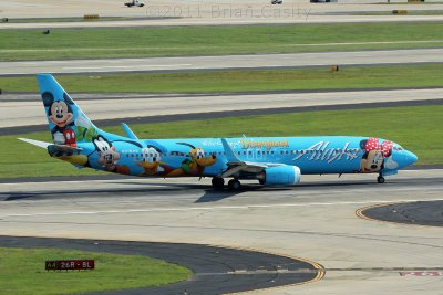 Alaska Airlines Boeing 737-990 N318AS