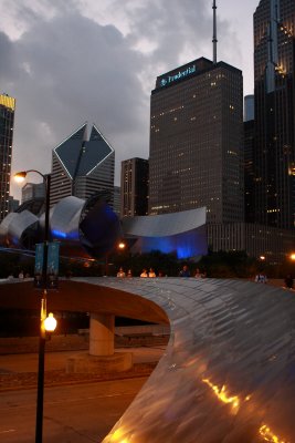 ChicagoIL The Prudential Building 8-21-10 755 PM.JPG