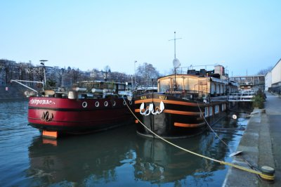 Seine Boats
