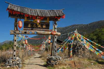 Pathway To The Tibetian Tribe Home