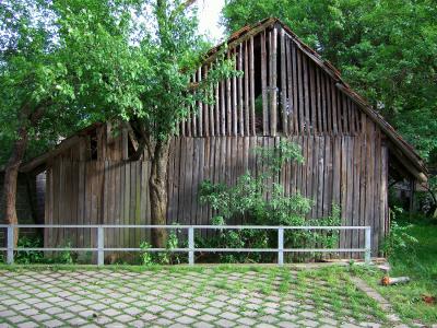 Barn