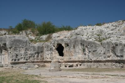 Siraucusa Ruins 5.jpg
