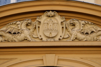 ZagrebGovernmentBuilding.jpg