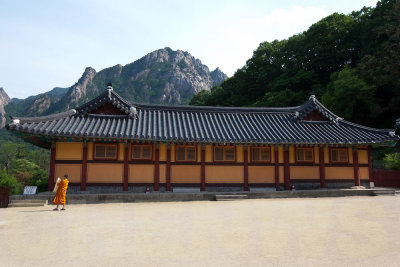 Shinheungsa Temple