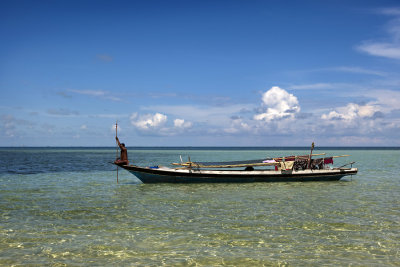 Sea Bajau fisherman at Gusungan Island, Sabah.