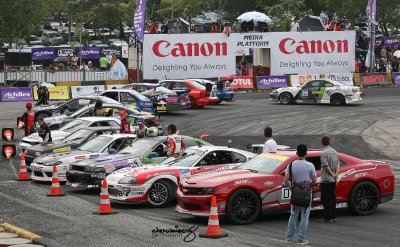 Final 16 parade
