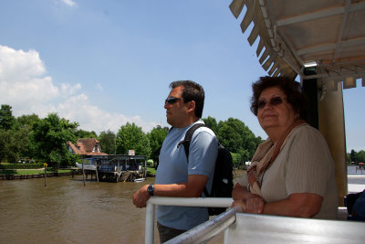 El Tigre boat tour