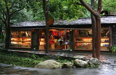 Souvenir Shop, Formosan Aboriginal Culture Village (May-Jun 06)