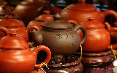 Teapots, Chiufen (May-Jun 06)