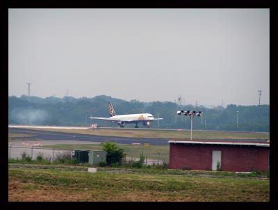 ATA Airlines Boeing 757-33N (N552TZ)