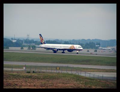 ATA Airlines Boeing 757-33N (N552TZ)