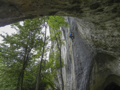 Mick on a tricky 7a - Calames