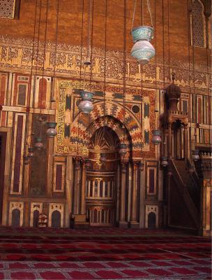 inside sultan hassan mosque 3.jpg