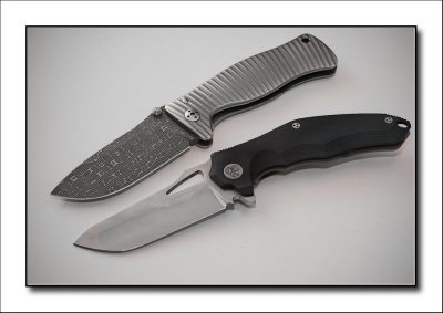Lion Steel SR-1 - Titanium folder with Chad Nichols Iguana Damascus blade - Messerknig Darkstalker Mini Slim