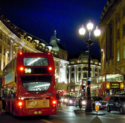 The city of London: the nightlife! (Piccadilly Circus area)