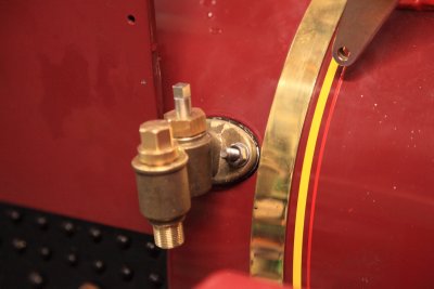 Non-return valve into the boiler