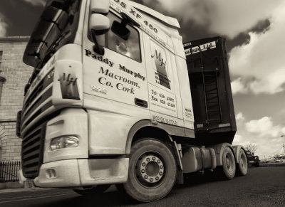 truck 1.jpg