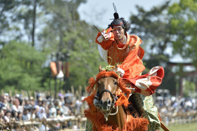 Kamo Kurabe Uma 2012